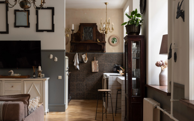 Ryadom S Nikolskim Sadom I Kofeyney Aster Apartment