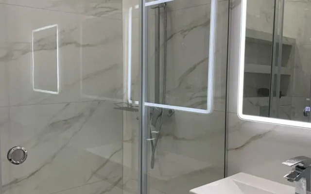 V Tsentre Okolo Metro Dlya Bolshoy Semyi Flat - Apartment in Kazan - Photo 4