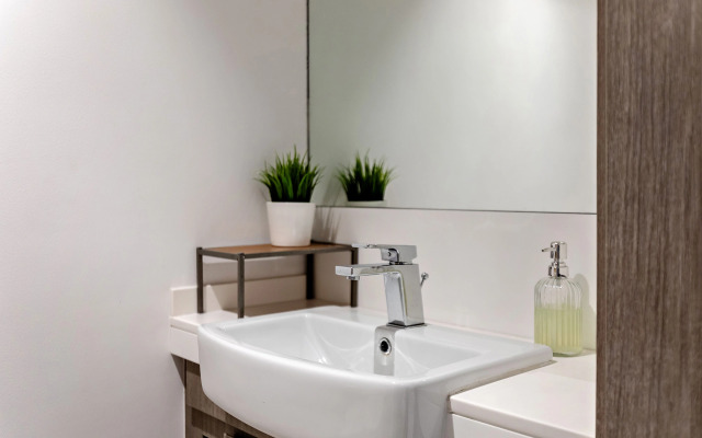 Апартаменты Sterling 1BR with Burj Khalifa View