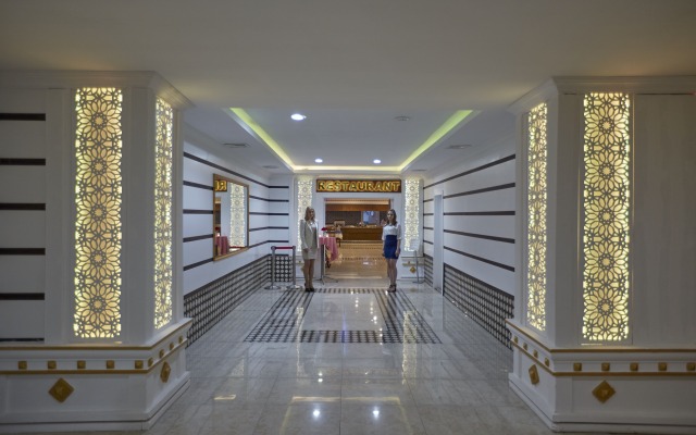 Royal Towers Kiris Hotel