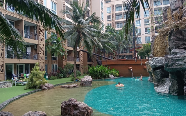 Atlantis Condo Resort Pattaya Apartments