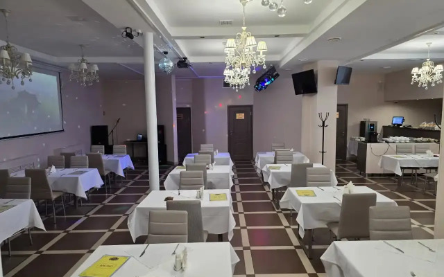 Metrotel Hotel