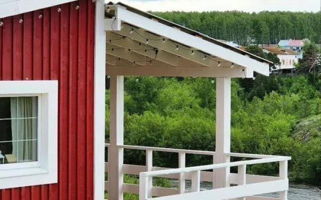 Частный дом Уютный с Террасой