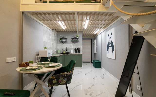 Квартира Hedonism двухэтажная на Московской 34