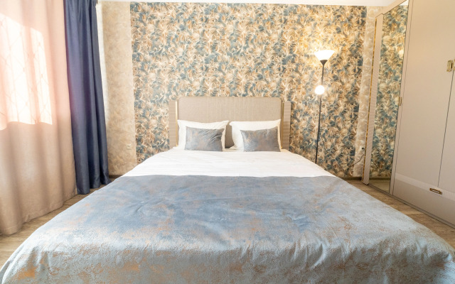 Квартира Двухкомнатная на Губина