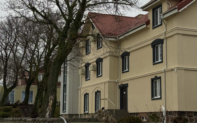 Akvamarin Plyazh Hotel