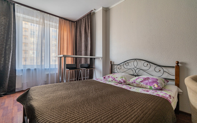 Apartamentyi Alyans Na Radischeva 33
