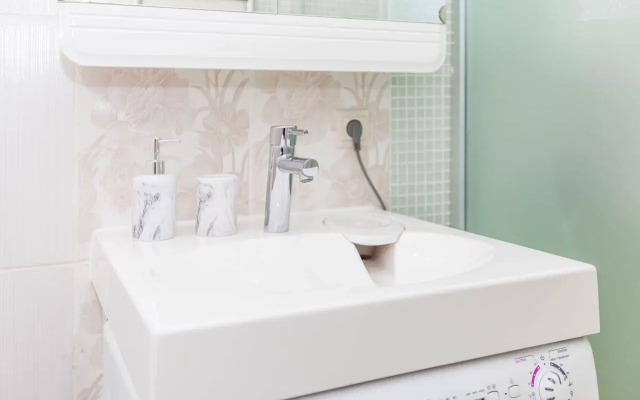 More Rooms U Olimpiyskogo Parka Apartments