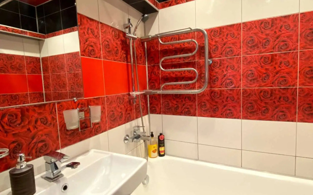 V Tikhom Zelyonom Mikrorayone Flat