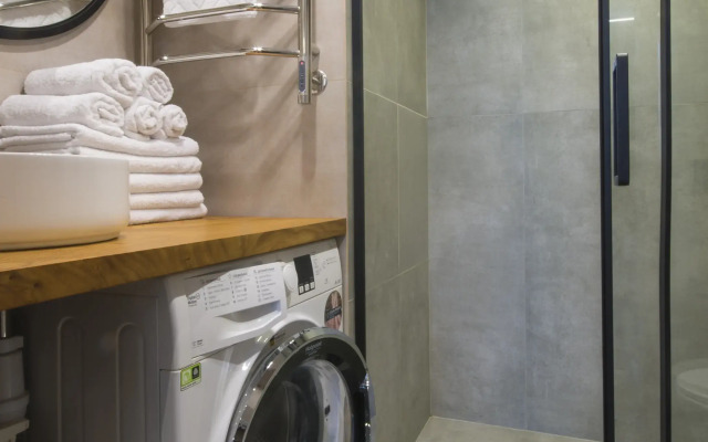 167 Stilnaya Studiya S Vidom Na Gory Flat