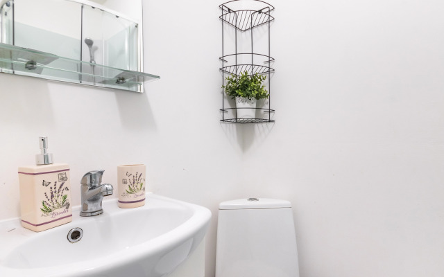 Квартира Двухместная студия возле Александро-Невской лавры (Х7)