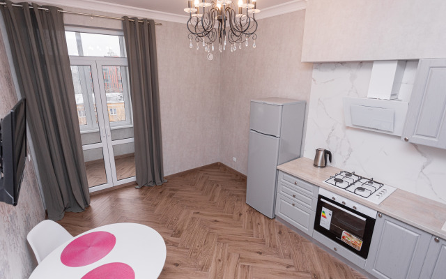 Апартаменты на Севастьянова