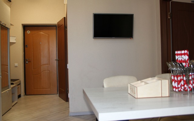 Maks Plyus V Zhk Chernomorskiy Flat