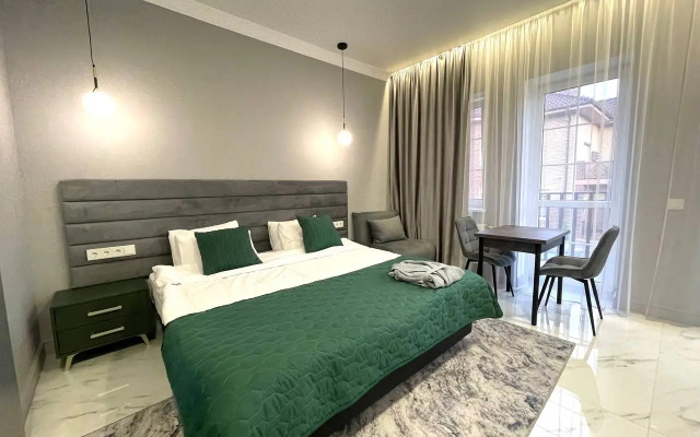 Частный дом Apartburo Grey House