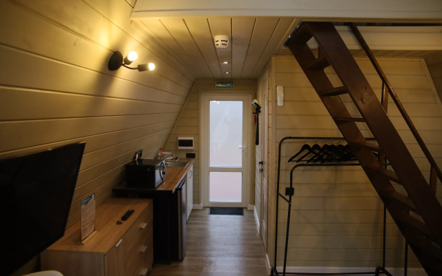 Glamping Stantsiya Morskaya