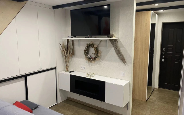 Na Veseloy 82/1b Flat