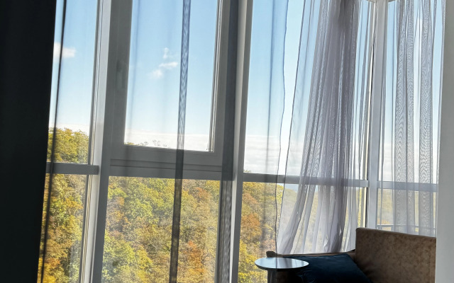 Апартаменты с Видом на Лес и Море