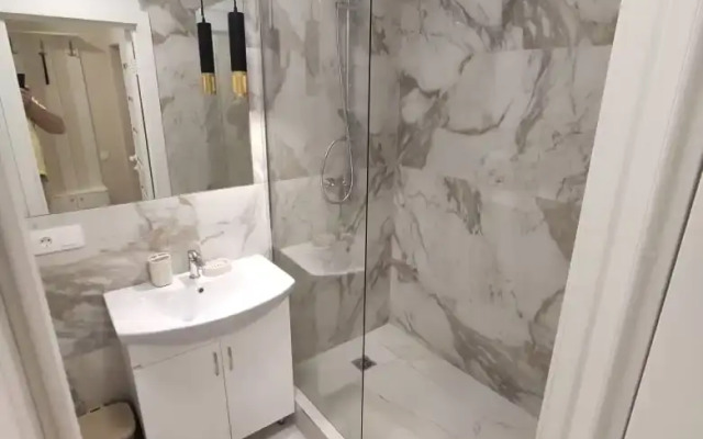 Studiya 379 Na Ulitse Gaydara 22 Flat