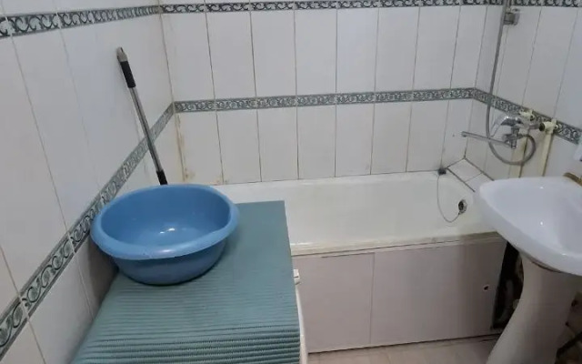 Dobrye Sutki Na Krasnom Pereulke 17 Apartments