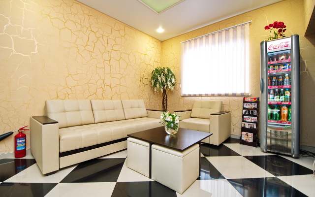 Rich House Hotel