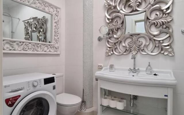 Apart39 U Muzeya Yantarya VIP Apartments