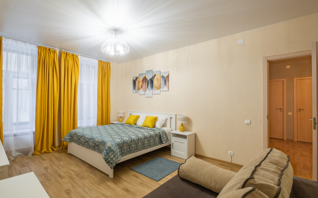 Апартаменты в центре у метро