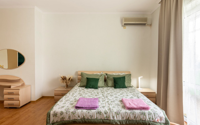 Na Primorskoy Flat