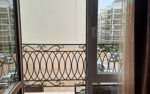 Lux Apartments