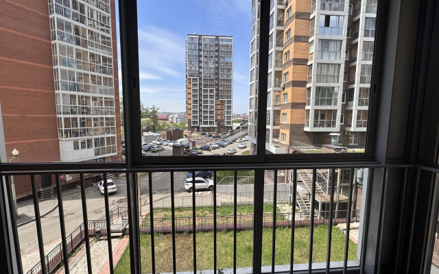 Квартира Nasutki38 Поцелуй Розы