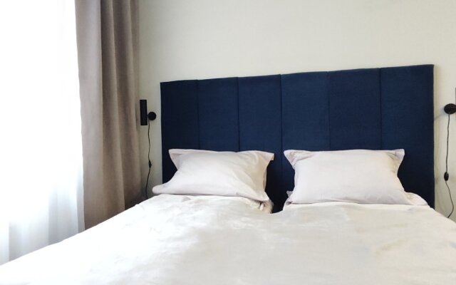 Novye U Metro Dlya 3 gostey Apartments