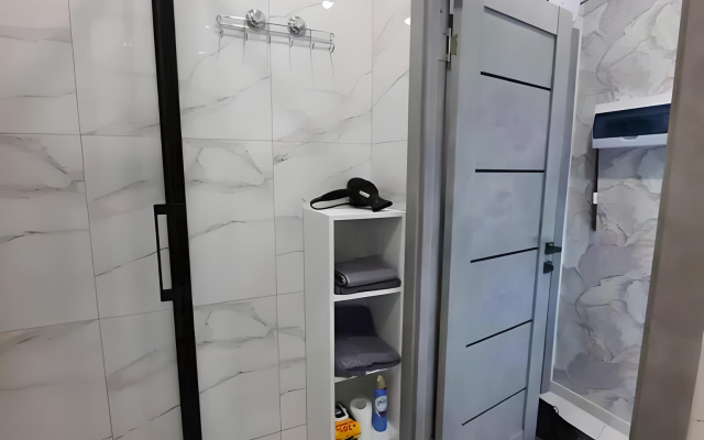 81 Apartments