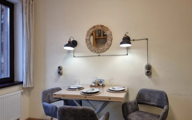 Квартира Двухкомнатная квартира с подиумами