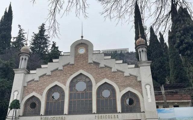 Хостел At Funicular