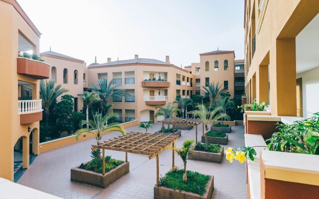 Grand Muthu Golf Plaza Hotel & Spa