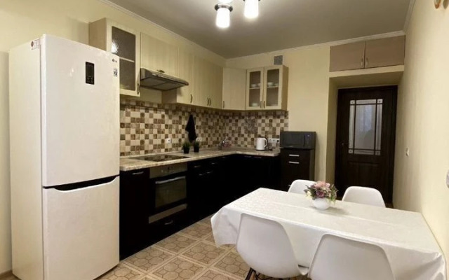 Квартира на Александра Покрышкина 2/2 407