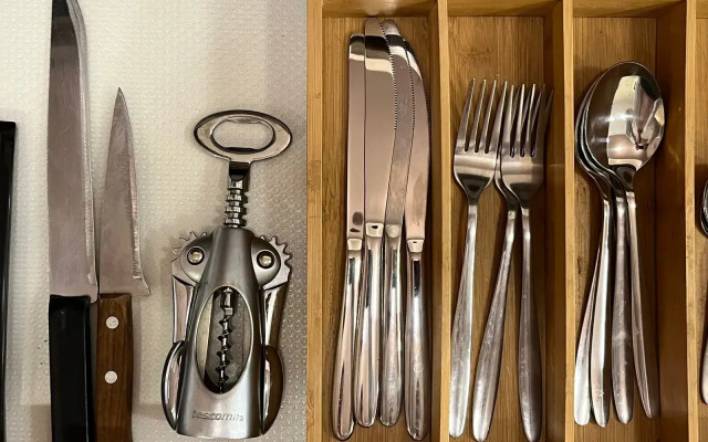 Uyutnaya Studiya v Tsentre Vzletki Flat