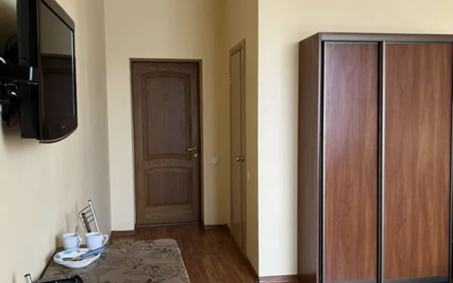 Nana Guest House