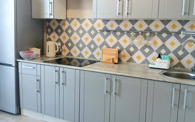 Апартаменты Димитрова, Вату., Придача