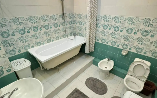 2-Komnatnaya S Krasivym Vidom Na Gory Flat