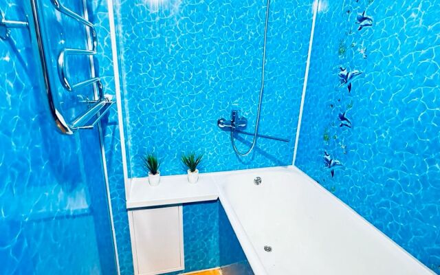 Апартаменты на ул. Бирюзова 14