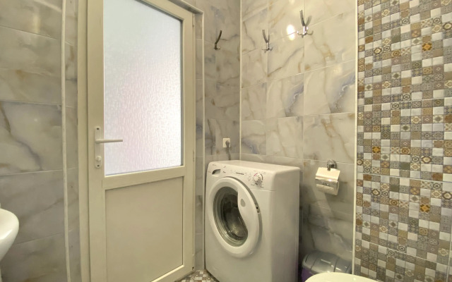 Krymskaya 81 kv. 28. studiya s balkonom (Trustcontrol) Flat