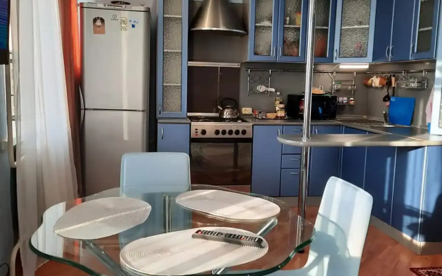 Апартаменты DUBKI Молодежная студия около Университета