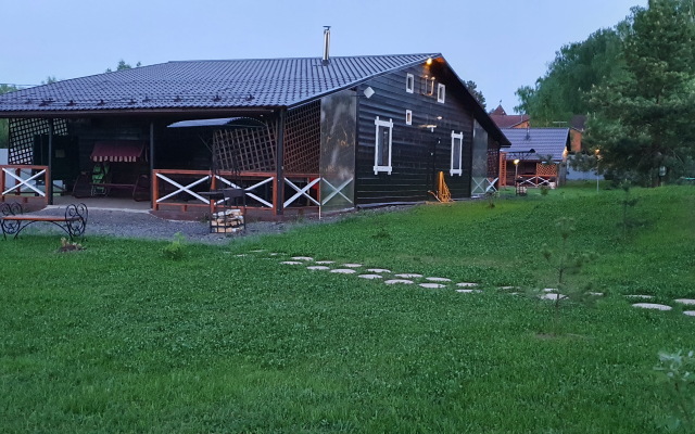 Volkovskoe Guest House