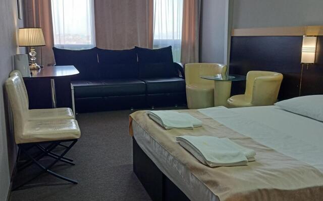 Biznes Layf Hotel