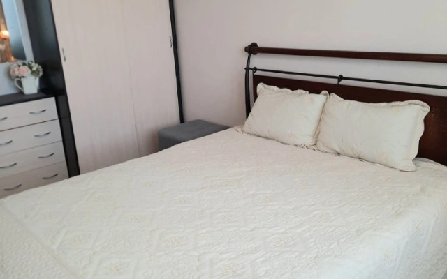 Na Ulitse Krasnopolyanskaya 34 Flat