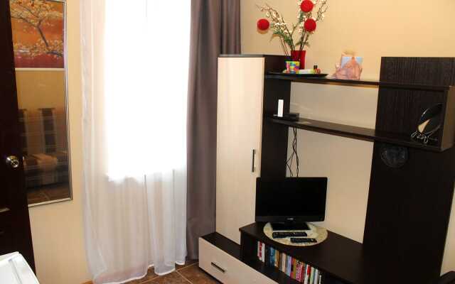 Uyutnaya Kvartira V Tsentre Rostova Flat