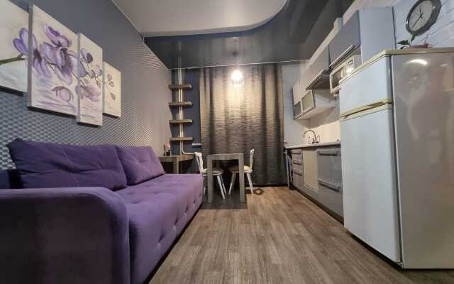 Apartment on Verkhnyaya Naberezhnaya