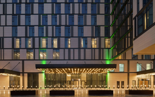 Holiday Inn Dubai Al-Maktoum Airport an IHG Hotel - Hotel in Dubaï - Photo 2