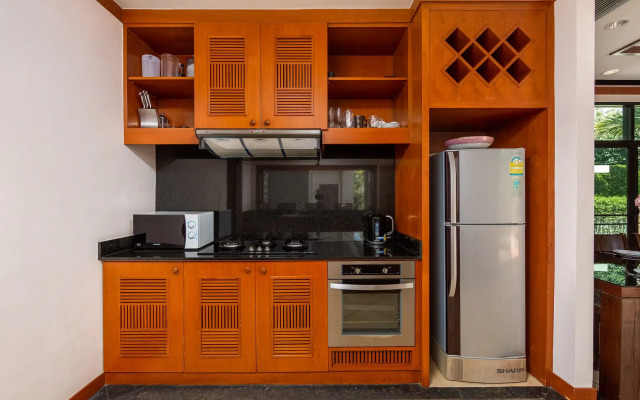 Traditional Thai 2BR in Baan Bua Estate Villa