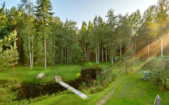 Частный дом в Гатчине с Бассейном и Сауной